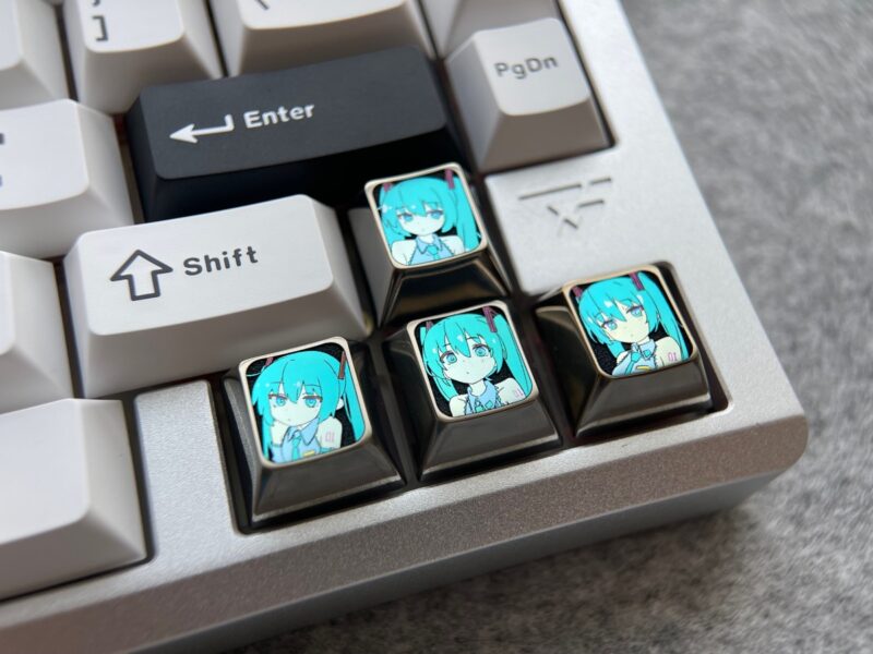 Hatsune Miku Arrow Key Keycap Set Titanium Alloy