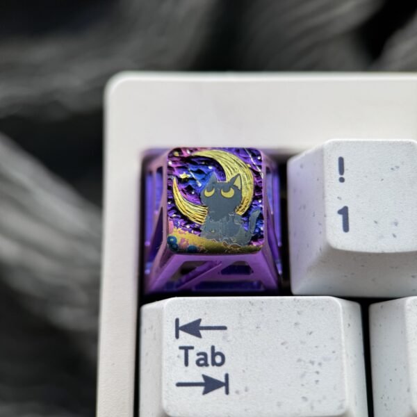 Starry Night Cat Hollow-inged Titanium Keycap 1U - 65