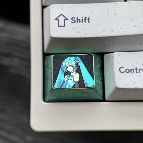 Hatsune Mirai Titanium Keycap 1.25U - 65